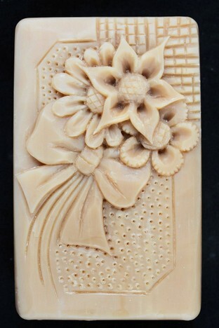 Sapone intagliato (4).jpeg